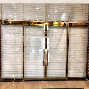خدمات شیشه سکوریت ورودی مغازه و پارتیشن شیشه ای و بالکن