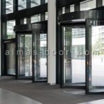 درب اتوماتیک شیشه ای منحنی