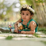 عکس کودک در طبیعت